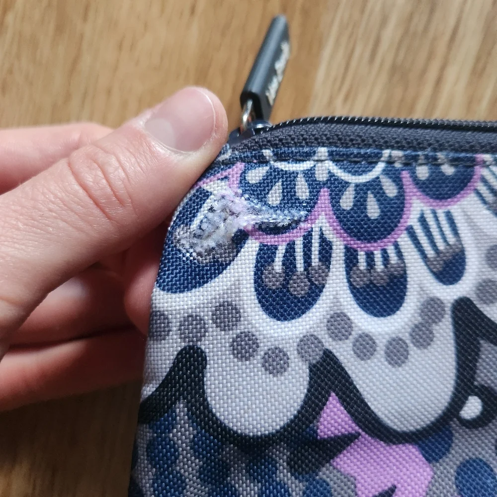 Vera Bradley Women's Floral Cosmetic Bag/Pencil Bag - Picture 3 of 7